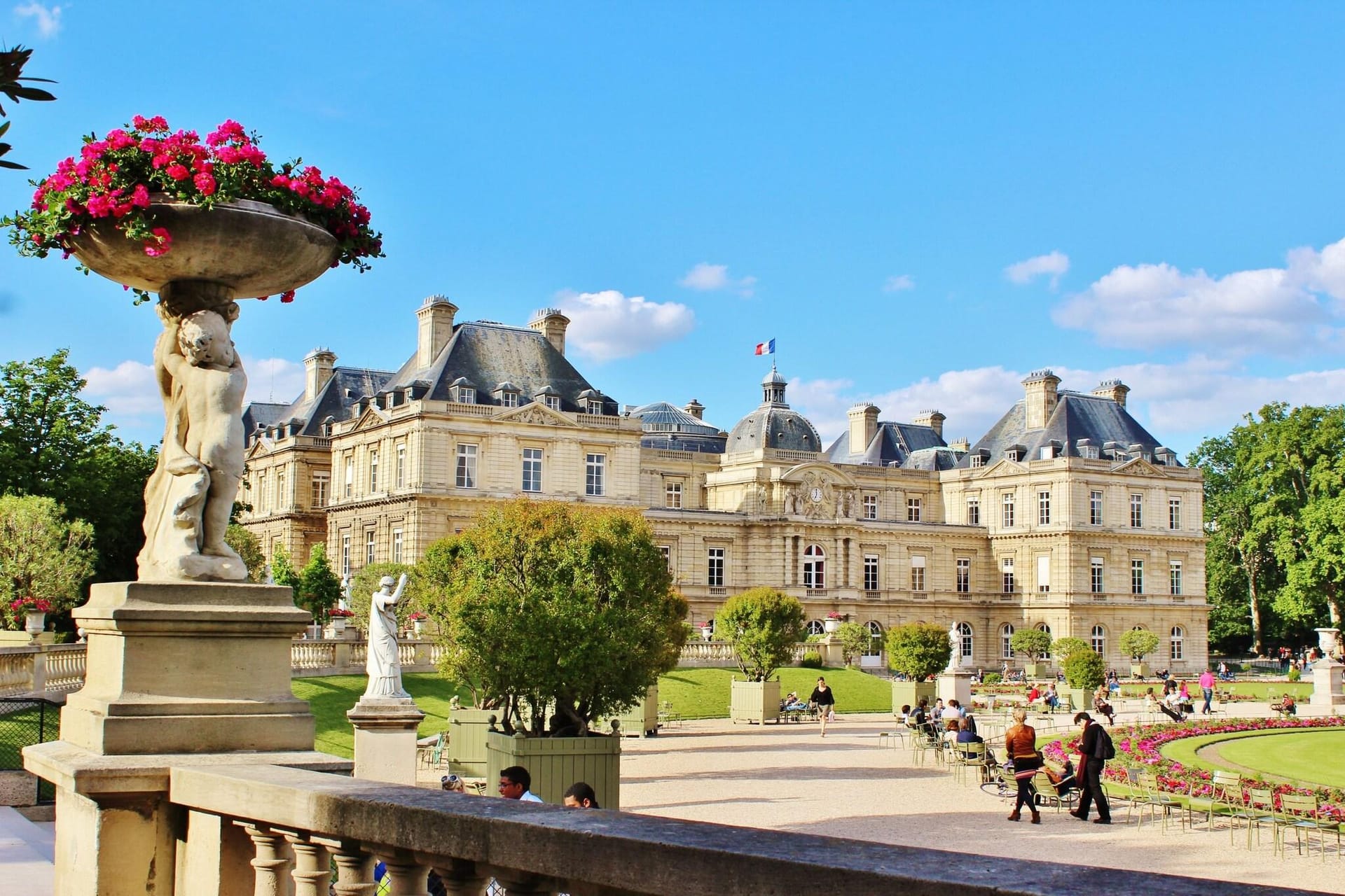 Renaissance Paris Arc de Triomphe Hotel